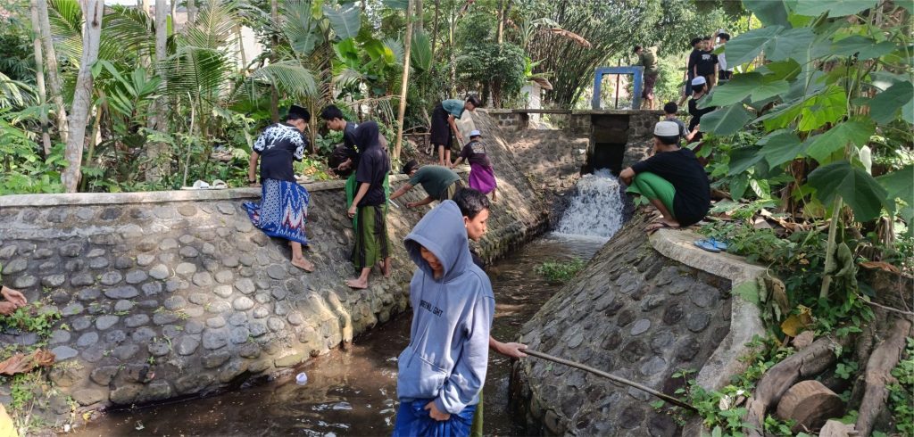 Kegiatan Peduli Lingkungan di Pesantren