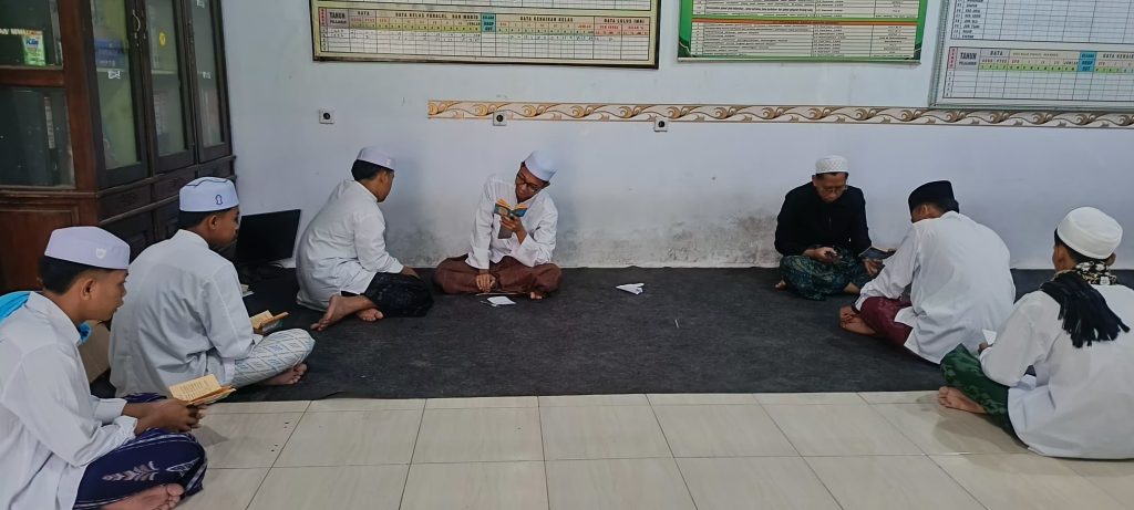 Santri Tsanawiyah Hadapi Ujian Alfiyah